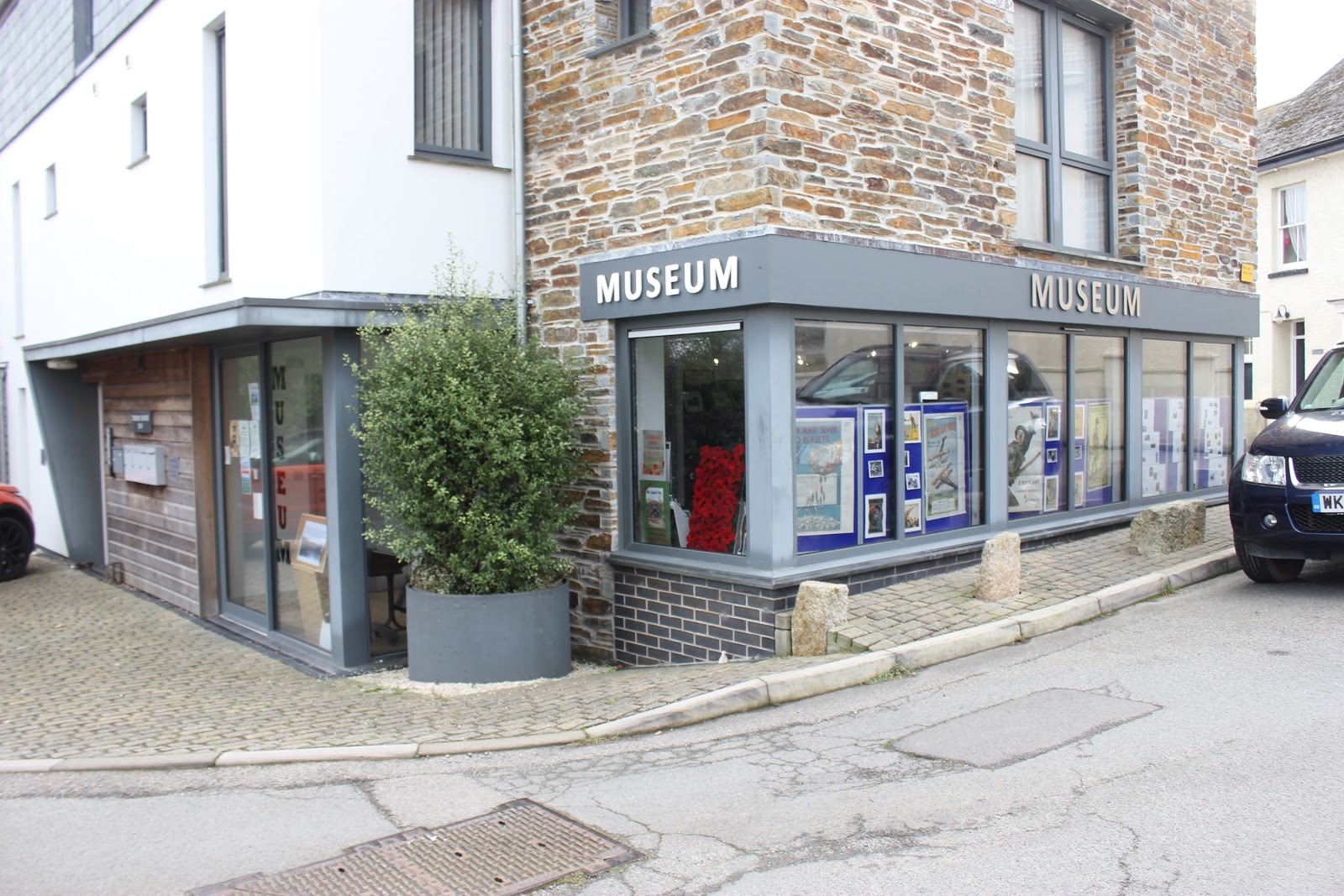 https://whatremovals.co.uk/wp-content/uploads/2022/02/Wadebridge and District Museum-300x200.jpeg
